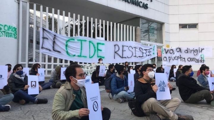 Estudiantes, docentes y trabajadores exigen frenar reformas que debilitan al Consejo Académico del CIDE