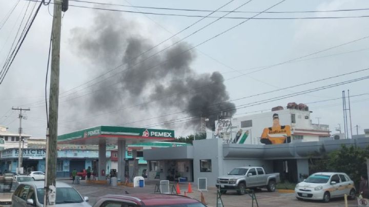 Incendio en instalaciones de CFE Tampico deja a 32 mil usuarios sin luz
