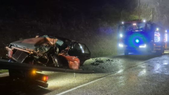 Muere hombre de un infarto al enterarse de la muerte de su esposa, un ebrio la chocó al invadir el carril contrario