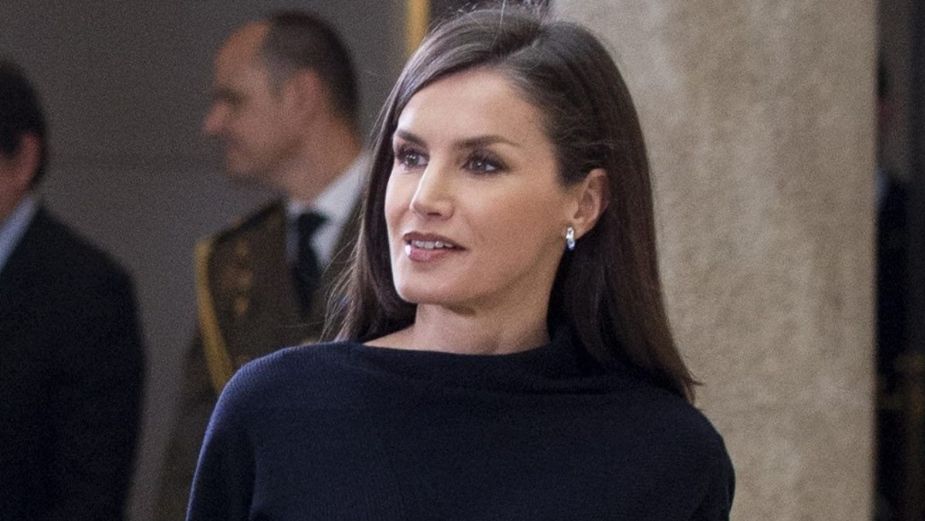 Esta es la ELEGANTE y PRESTIGIOSA joya que adorna la BELLEZA de la Reina Letizia: FOTO