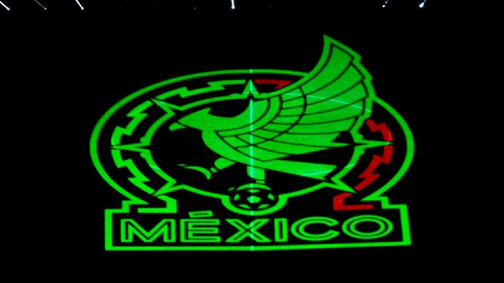 SelecciÃ³n Mexicana presenta nuevo escudo en el Estadio Azteca