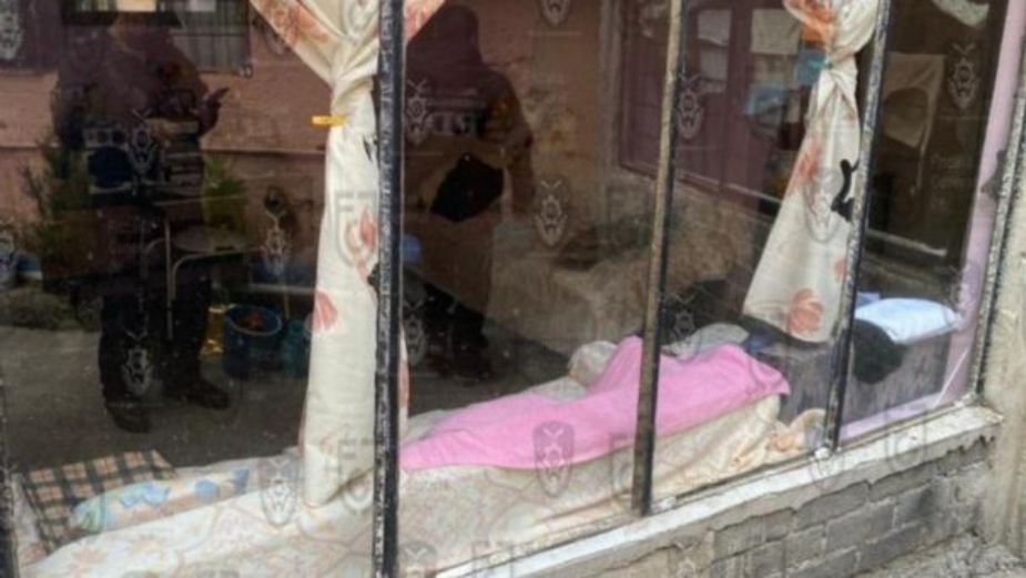 Localizan a sujeto que golpeó brutalmente a su mamá de 95 años; se mantiene en libertad