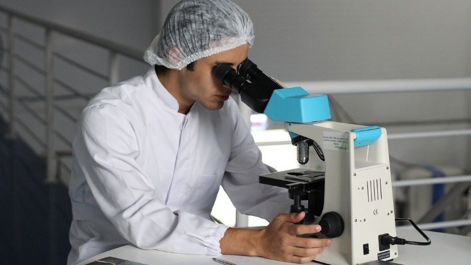 “Natural killer”, la nueva técnica que promete erradicar de una vez por todas al VIH