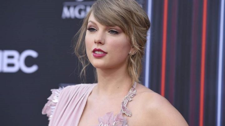 Policía usa música de Taylor Swift para evitar que video grabado por manifestante circule en redes sociales