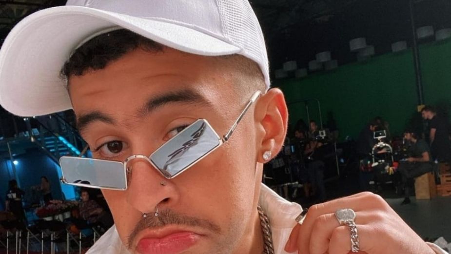 Por esta razón Bad Bunny se ARREPIENTE de su implantación de DIENTES | VIDEO