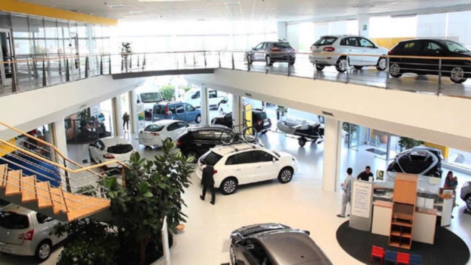Crédito automotriz cae más por el temor a endeudarse