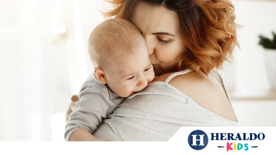 ¿Cómo detener a un bebé que LLORA? Tips para relajar a tu hijo