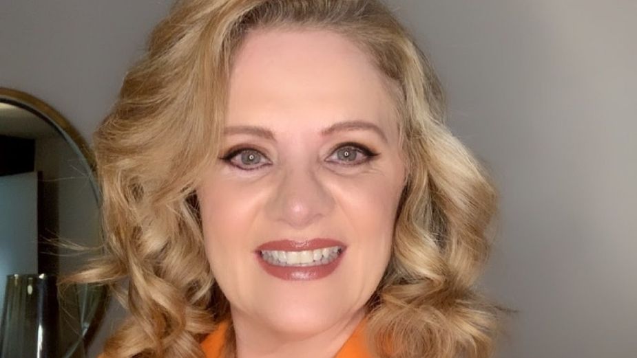Erika Buenfil comparte foto de su juventud; así ha cambiado la reina de TikTok ¡Luce bellísima!