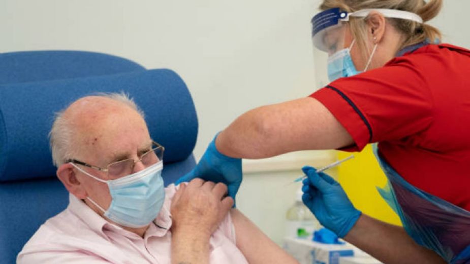 VACUNACIÓN vs COVID-19: ¿Por qué hay contagios de coronavirus en personas vacunadas?