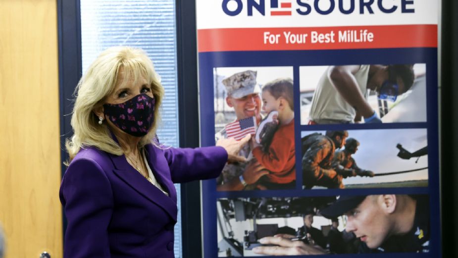 Jill Biden rinde EMOTIVO homenaje a su HIJO fallecido en el relanzamiento de iniciativa con Michelle Obama