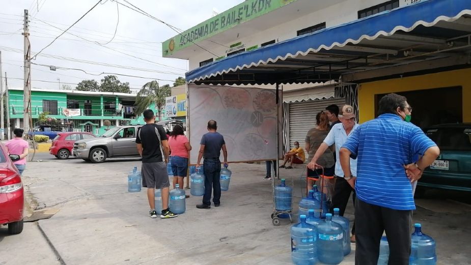 ¿Crisis de agua? Reportan compras de pánico del líquido embotellado en Tampico, Tamaulipas