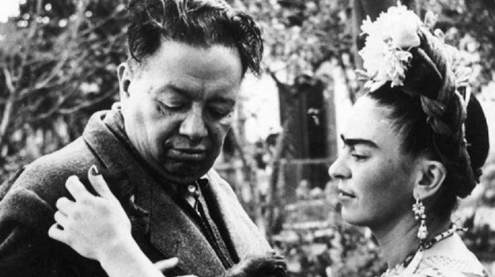 Subastarán imágenes de la vida de Diego Rivera, entre ellas el beso de BODAS con Frida Kahlo
