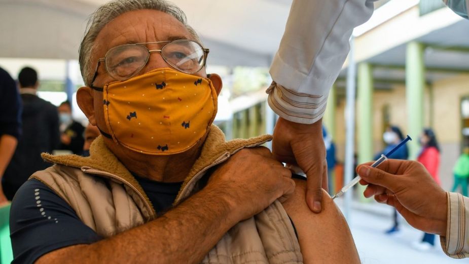 Estás son las FECHAS de la segunda vacuna contra el Covid para adultos mayores en 3 alcaldías restantes