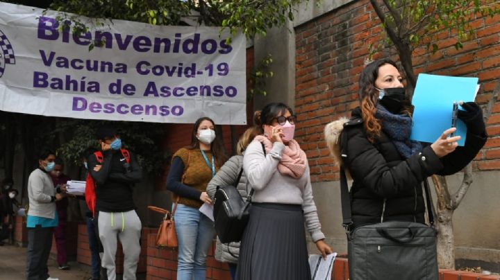 Inicia vacunaciÃ³n de refuerzo contra Covid-19 a personal de salud privado en CDMX