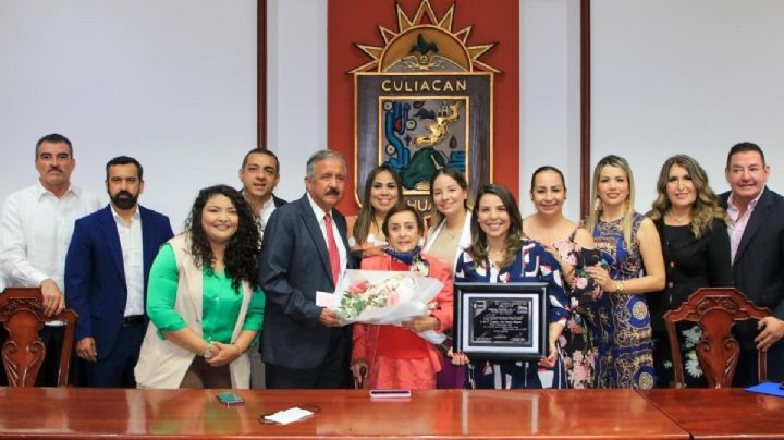Carmen Aida Guerra Miguel y Silvia Aidé Bernal Espinoza, reciben el “Premio a la Mujer Culiacanense 2022”