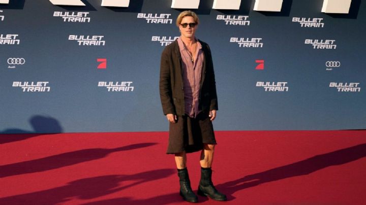 Brad Pitt usÃ³ falda en la alfombra roja de "Tren Bala" porque "todos vamos a morir"