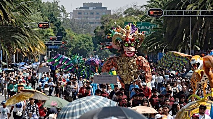FOTOS: monumentales alebrijes llenan de colores las calles de CDMX