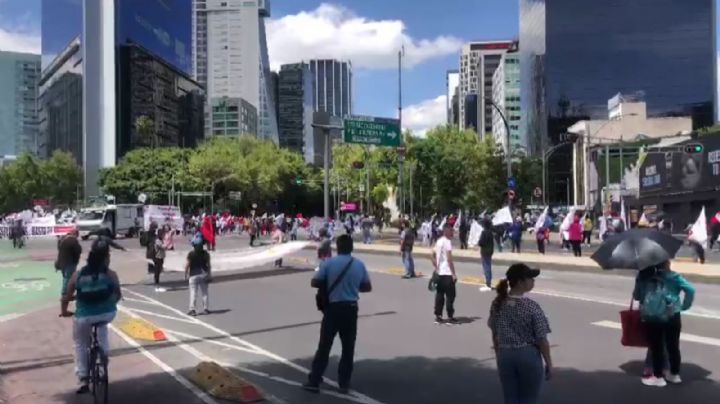 Bloqueo en Paseo de la Reforma: manifestantes desquician el tráfico, el Metrobús está detenido