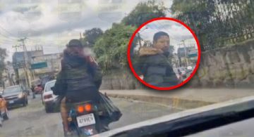 Motociclista con familia a bordo agrede a una conductora en Naucalpan: "traigo a mi hija" | VIDEO FUERTE