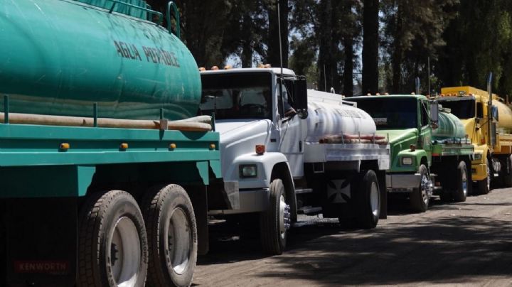 VIDEO: Detienen pipas que presuntamente extrajeron agua de pozo ilegal en Pátzcuaro