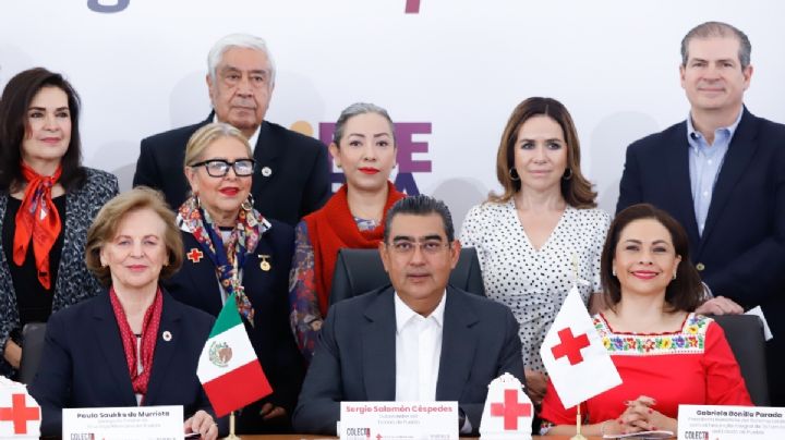 Sergio Salomón y Gaby Bonilla encabezan el inicio de la colecta 2024 de la Cruz Roja