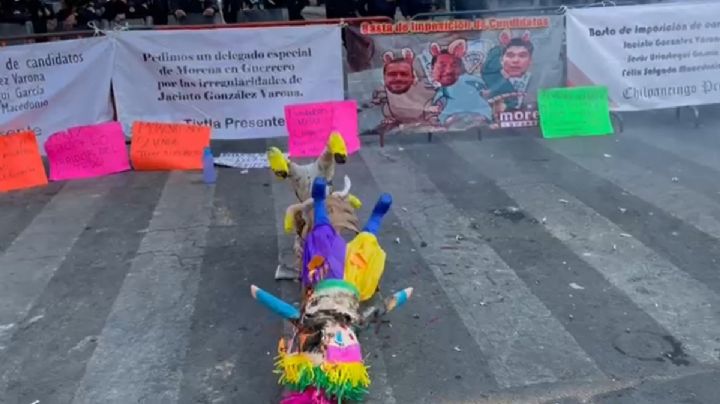 VIDEO: morenistas de Guerrero y Tabasco protestan a un costado de Palacio Nacional