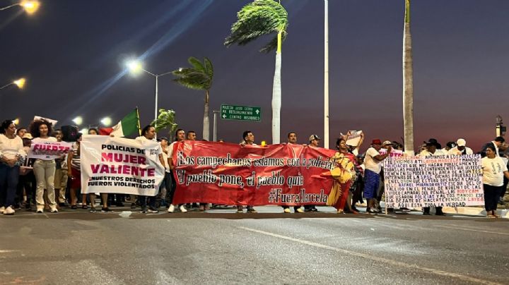 Marchan policías en Campeche contra Layda Sansores y Marcela Muñoz