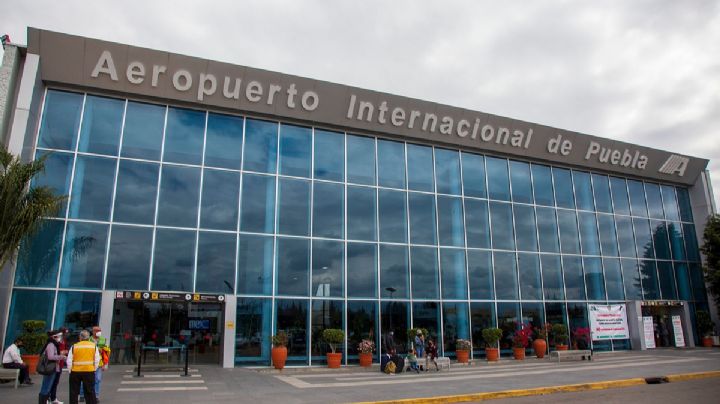 Decomisan más de 100 paquetes de cocaína en el Aeropuerto de Puebla