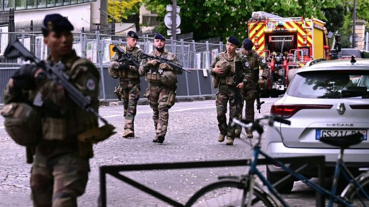 Policía detiene a un hombre tras alerta de bomba en el consulado iraní en París