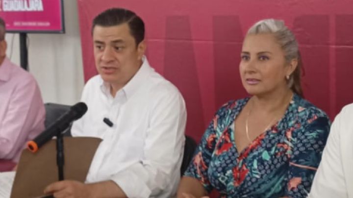 Candidato 'Chema' Martínez se compromete a desaparecer baches en Guadalajara