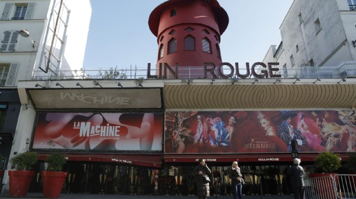 FOTOS: el emblemático Moulin Rouge de París pierde sus aspas