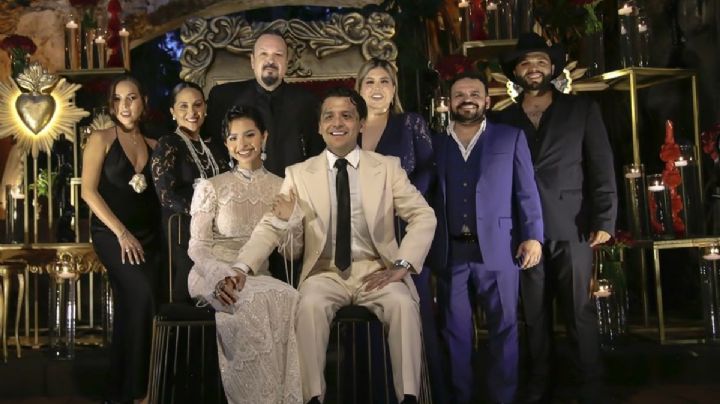 Pepe Aguilar hace oficial la boda de Ángela y Nodal y revela fotos exclusivas de toda la familia y los invitados