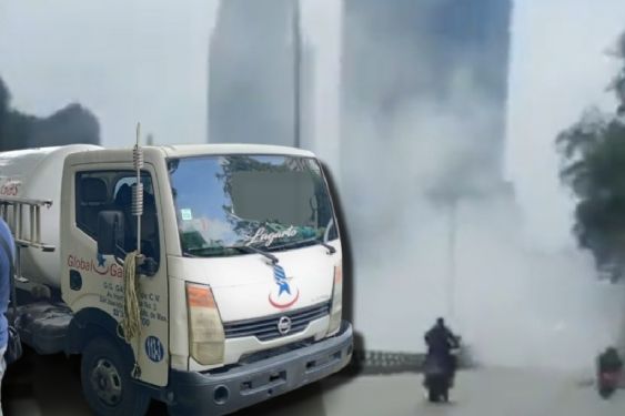 Foto de: Se registra fuga de gas en pipa sobre Circuito Interior | Video