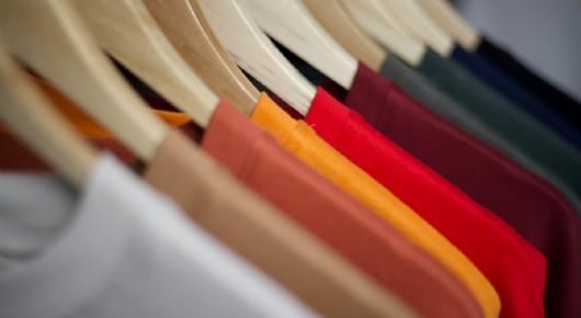 Tesoro: este es el color que debes usar de vestimenta para atraer la suerte en las próximas semanas de septiembre