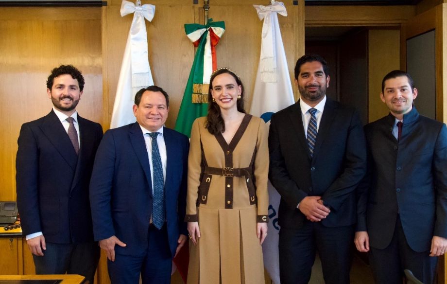 Gobernador Joaquín Díaz Mena promueve proyectos industriales de Yucatán