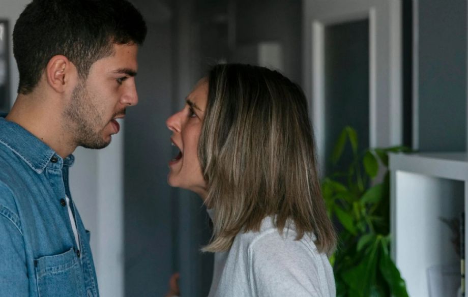 ¿Por qué es peligroso ser brutalmente honesto? psicoanalistas analizarn el riesgo de decir la verdad sin filtros