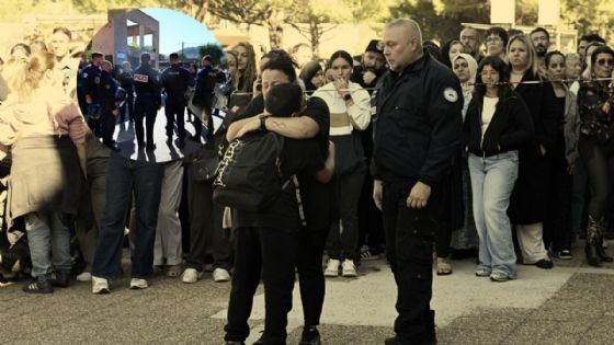 Horror en la escuela: Alumno de secundaria dispara escopeta en los muslos del director y de una profesora