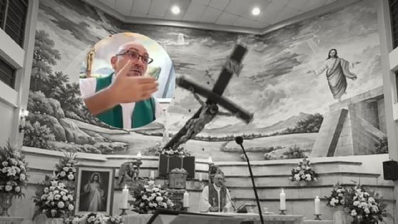 ¿Cuál es la frase que dijo en la misa el padre Patricio Sánchez, justo antes de morir aplastado por una cruz?