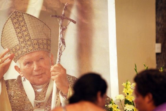 Santoral: ¿Quién es San Juan Pablo II, el papa que sobrevivió a un atentado?