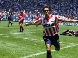 A los 20 segundos, ¿de quién es la expulsión más rápida en la historia de la Liga MX?