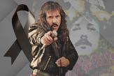 Muere padre de famoso cantante y cancela sus conciertos de emergencia
