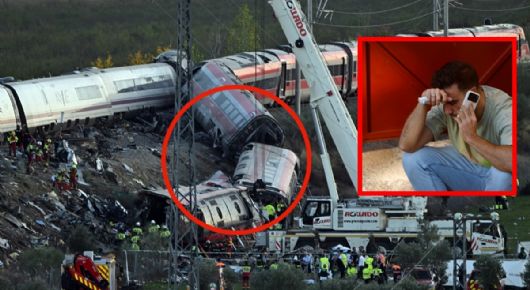 Los familiares de los desaparecidos en el accidente de trenes en España están desesperados