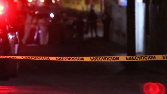 Foto de: Llegó antes del trabajo y encontró a otro hombre en la cama con su esposa e hijos; ahora esta acusado por homicidio