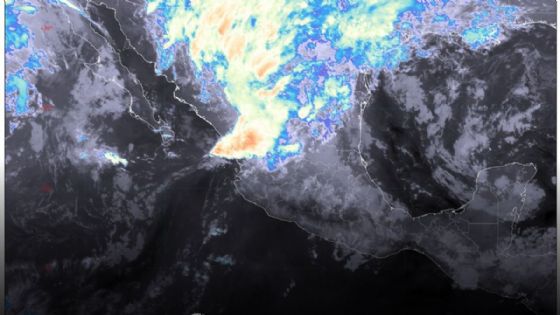 Vance se "desvanece" frente a las costas de México, pero su humedad amenaza con fuertes lluvias a estos estados