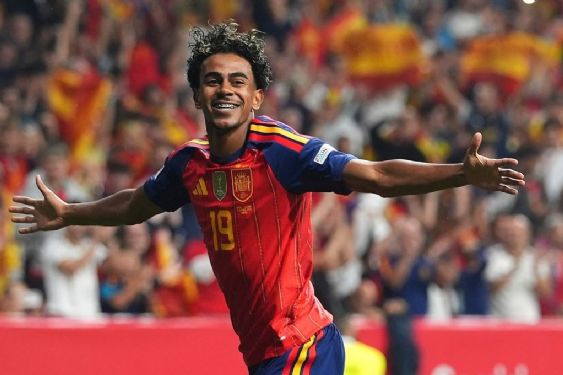Lamine Yamal hace histórico golazo con España a los 6 minutos ante Chequia; ¿qué récord igualó?