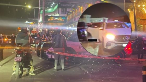 Foto de: Motosicarios asesinan a 3 personas afuera del bar "El Despecho" en Angelópolis, Puebla | VIDEO