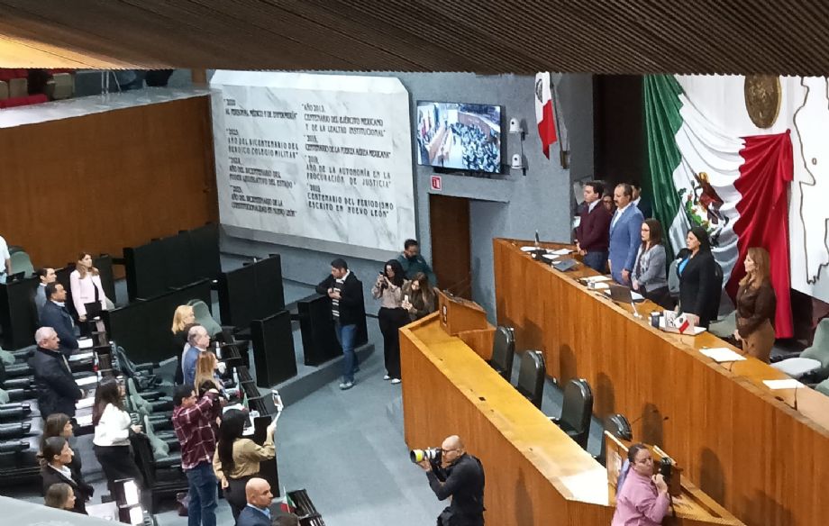 Rinden diputados en NL un minuto de silencio a soldados caídos por neutralización de 'El Mencho'