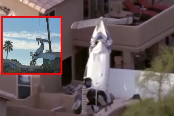 Graban momento en el que avioneta se estrella entre 2 casas; hay 3 personas lesionadas