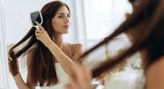 Aceite encapsulado: la nueva tendencia para tener el cabello más brillante sin que se vea sucio