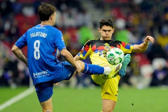 América y Cruz Azul dividen puntos en su regreso al Estadio Azteca y desatan oleada de memes